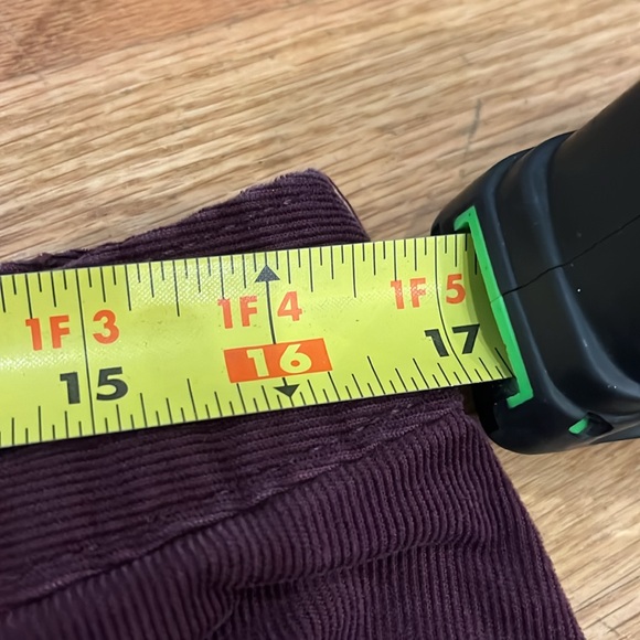 Landsend size 10 corduroy pants - Picture 4 of 7